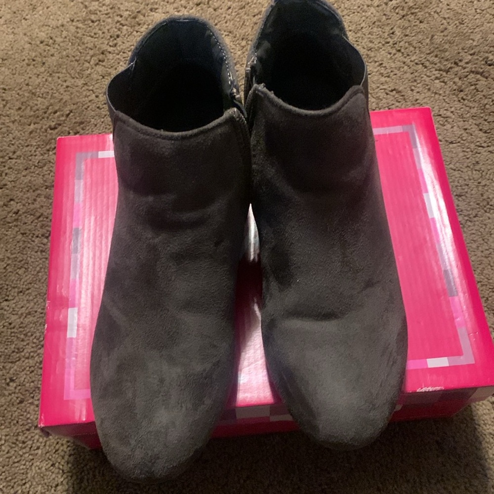 Booties - Picture 2 of 4